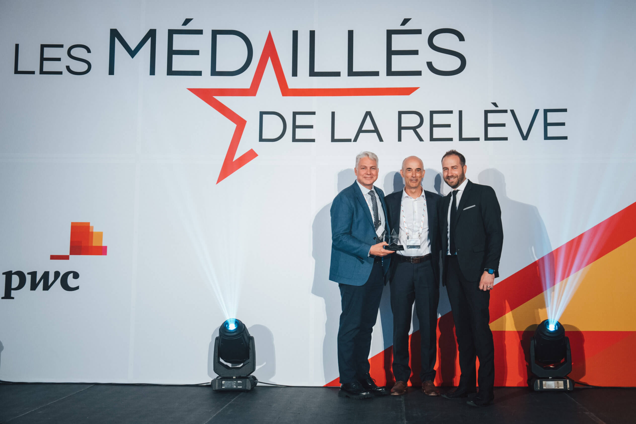 Novatech’s success rewarded: silver medal at “Les Médaillés de la relève » competition.